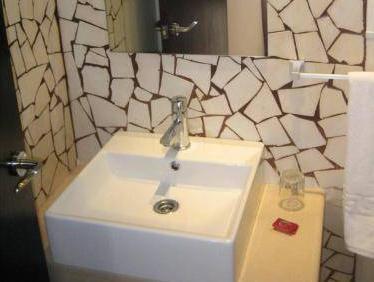 Hostal Plaza Ruiz Ceuta Bagian luar foto